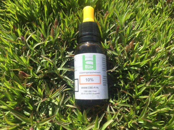CBD-R 30 ml CBD olie 10% geel label Clear hennepzaadolie