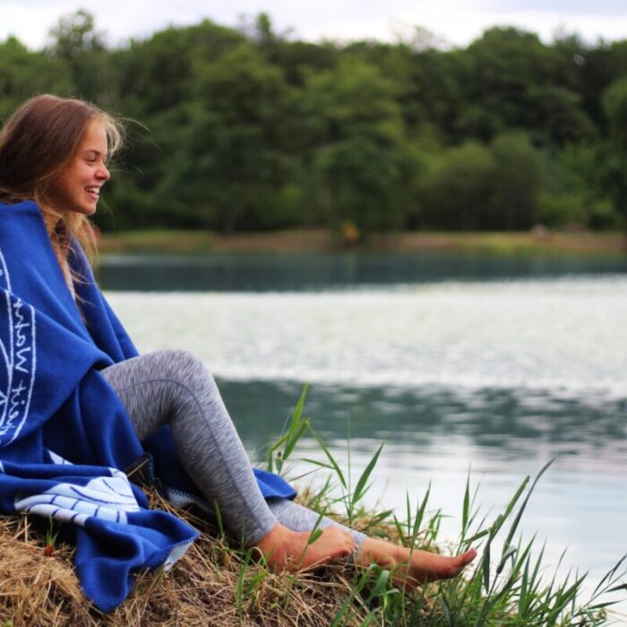 Biologisch katoenen deken LOVE, blauw
